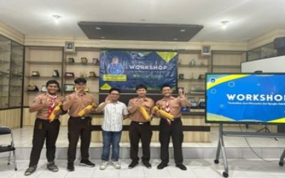 Workshop Kewirausahaan 2026: “Tumbuhkan Jiwa Wirausaha dari Bangku Sekolah” di SMAN 3 Sidoarjo