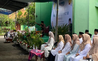 Pengajian Isra Mikraj 1447 H: Meneladani Makna Salat  dalam Meningkatkan Martabat Insan di SMAN 3 Sidoarjo