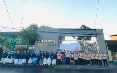 SMANTIGDA Berdampak: Berbagi 900 Paket Takjil, Wujudkan Sinergi  untuk Berkahkan Prestasi